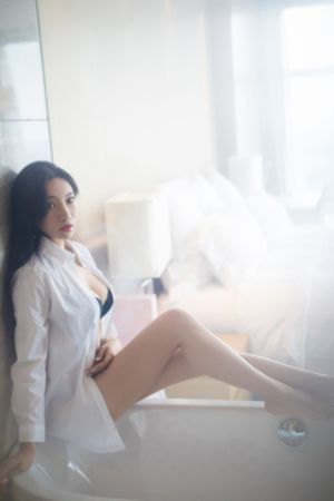 镜子里看我怎么进入你_HD免费观看超清